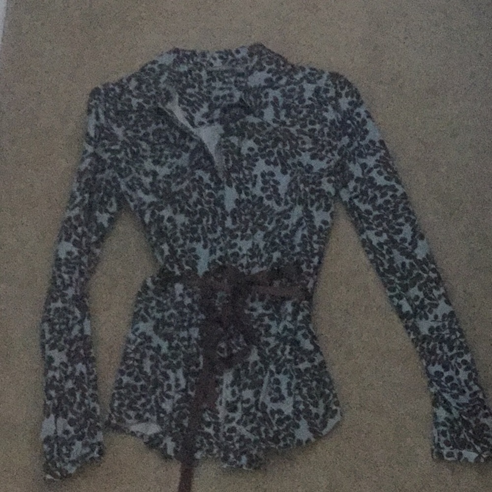 Button down Long sleeve top